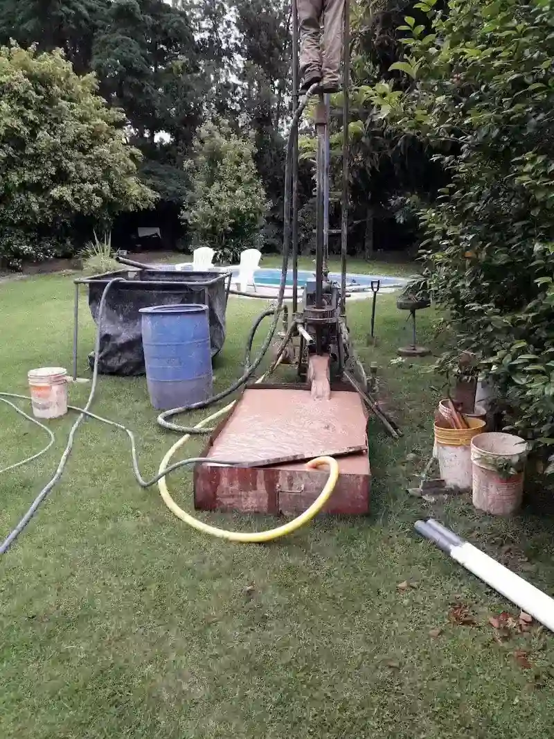 Instalación profesional de bomba sumergible en San Miguel y zona oeste